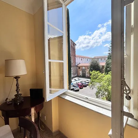 San Centro Storico Apartment *